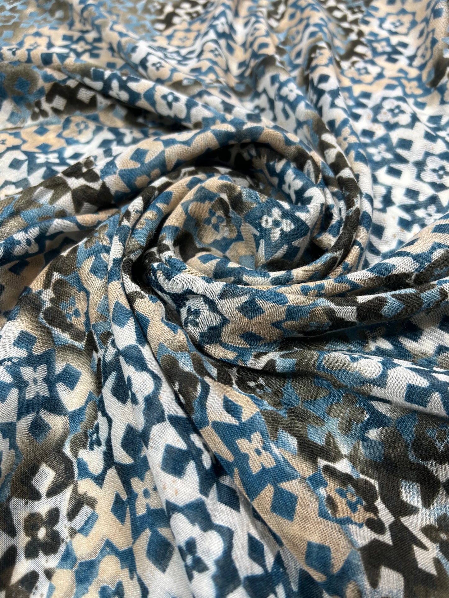 Printed Cotton/ Polyester Lightweight Scarf for women