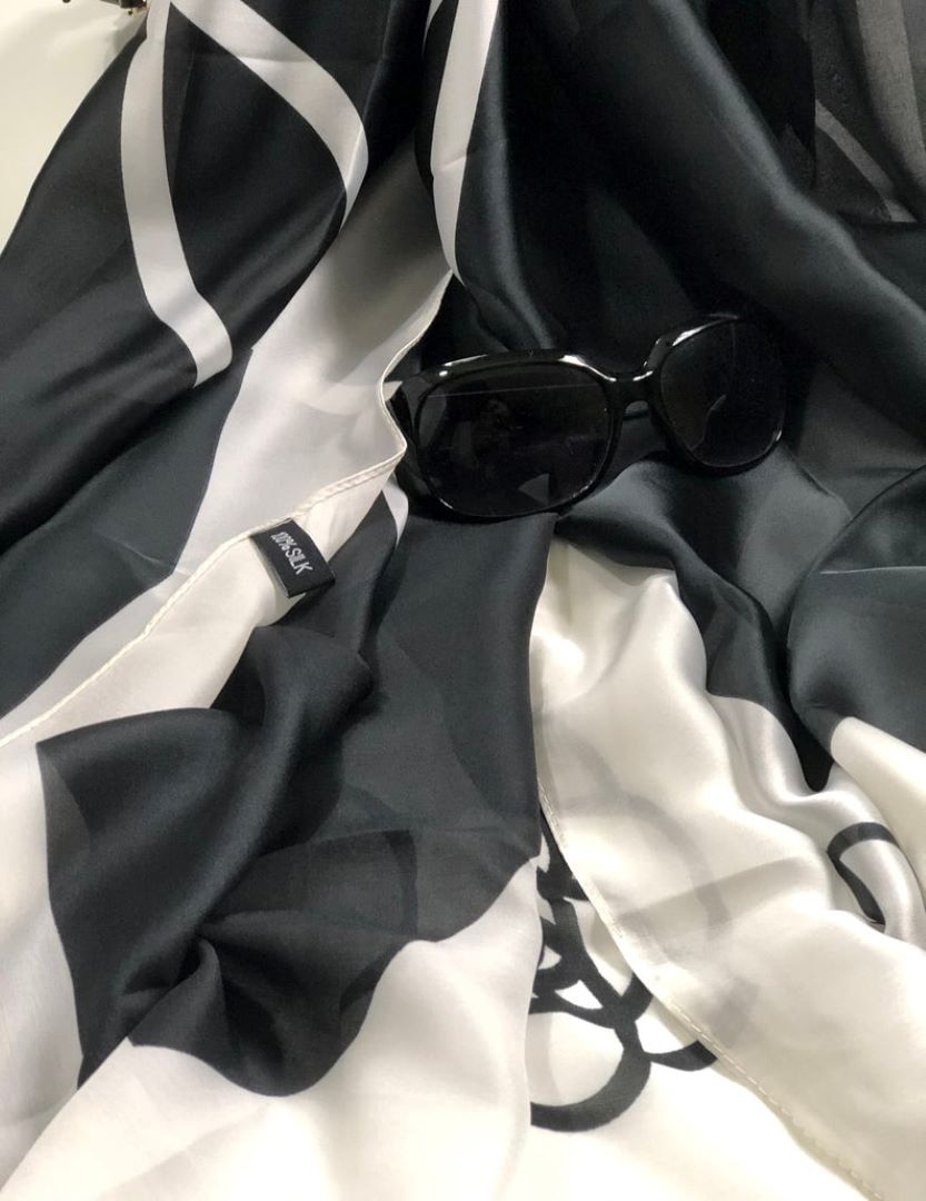 Elegant Silk Feel Scarf/Hijab