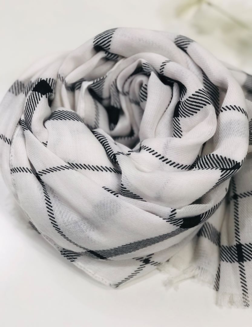 Elegant Cotton / Viscose Scarf