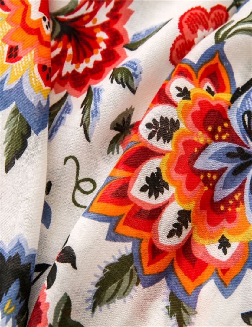 Cotton / Viscose Scarf With Tassel